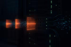 Firewall chroni serwer WWW w nowoczesnym centrum danych.